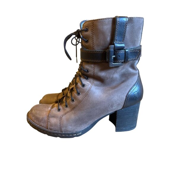 Born Size 9.5 Boot Shoe Cass‎ Victorian Lace Up Ankle Distressed Boho Mountain - Picture 4 of 10